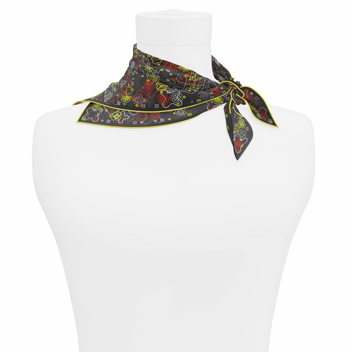 "Criss Cross" square 45 scarf