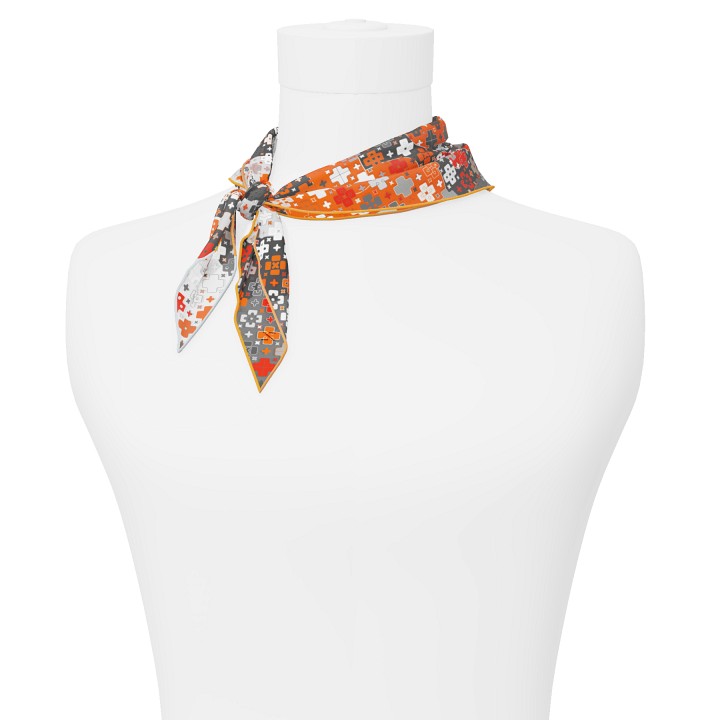 "CrissCross" dart 80 scarf